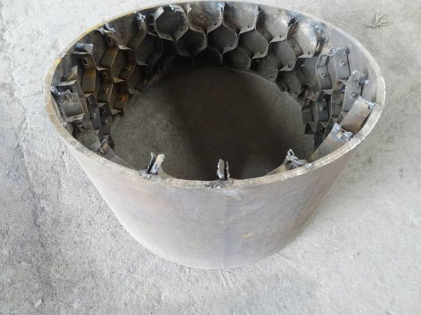 龜甲網(wǎng)耐磨大小頭