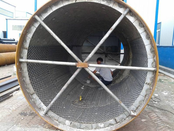 龜甲網(wǎng)送粉耐磨管